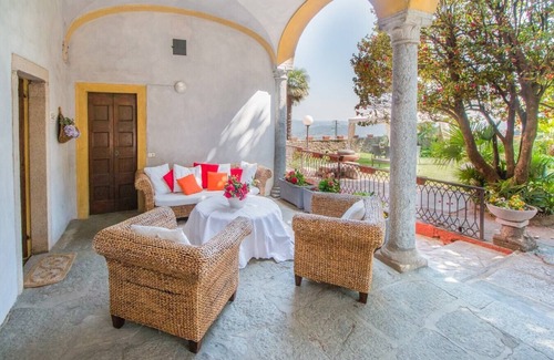 Massino Visconti Apartment | Apartment in villa with shared pool