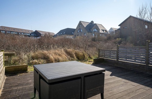 Oostduinkerke-Bad Apartment | Apartment in Koksijde near the Beach