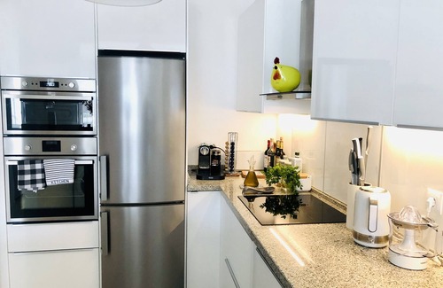 Marbella Apartment | Apartment in Marbella Rio Real/High speed internet for free!