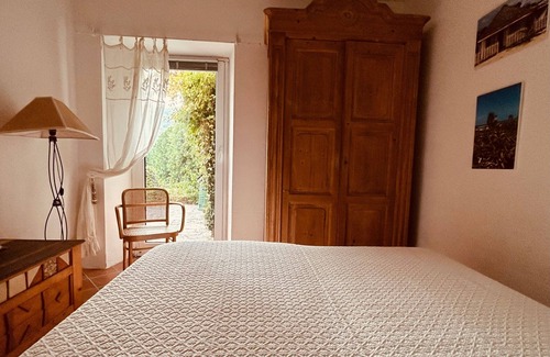 Rapallo Apartment | APARTMENT IN RUSTIC HOUSE WITH POOL