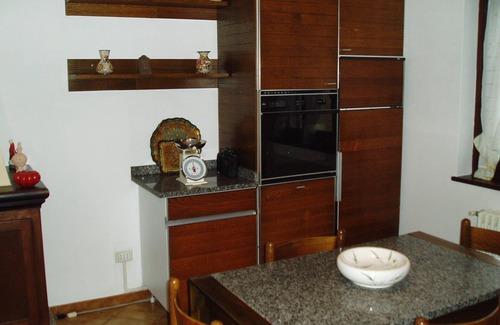 Dongo Apartment | Apartment in semi-detached house with large garden near the lake