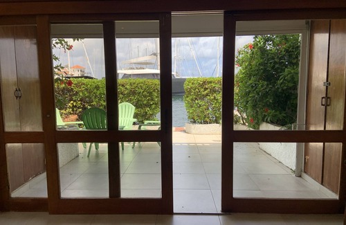 Cole Bay Apartment | Apartment in Simpson Bay Yacht Club located on the water