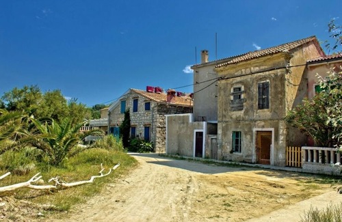 Gornje selo Apartment | Apartment in Susak with Air condition, WIFI (3865-1)