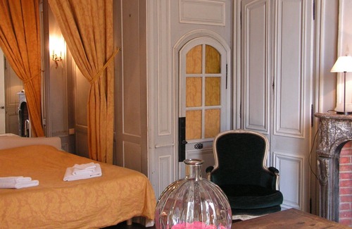 Gizeux Other | Apartment in the castle with pool