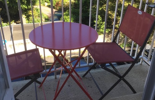 Bayeux Apartment | Apartment in the heart of Bayeux with balcony