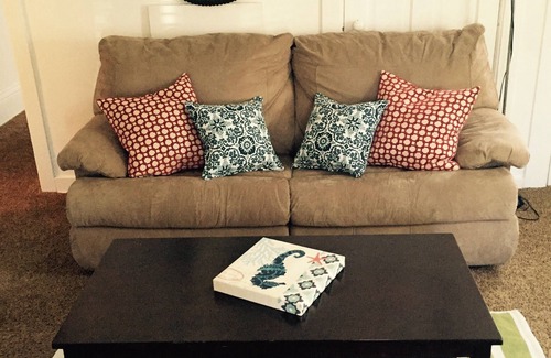 Marquette Apartment | Apartment in the heart of Marquette w/cable & wifi! Next to premier brewpub!