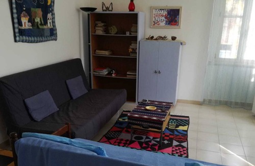 Locri Apartment | Apartment in the historic center of Locri, a few hundred meters from the sea.