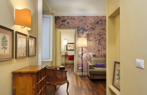 Magenta Apartment | Apartment in the Old Town furnished with passion, silence and design