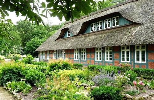 Worpswede Apartment | Apartment in the "Worpswede Schlösschen" in the heart of Worpswede!