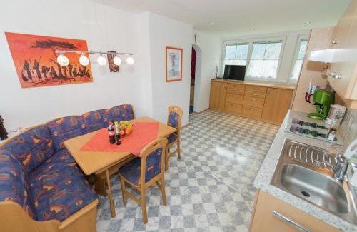 Tropolach Apartment | Apartment in Tröpolach near Nassfeld Gondola