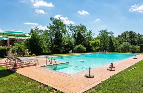 Casole d'Elsa Apartment | Apartment in Tuscany with Pool and Scenic Views