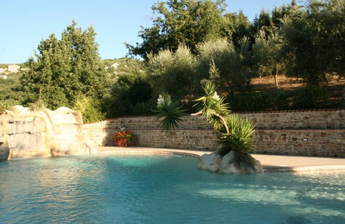 Laureana Cilento House | Apartment in villa with swimming pool