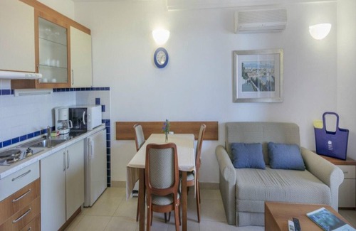 Veli Losinj Apartment | Apartment in Veli Losinj by the Sea