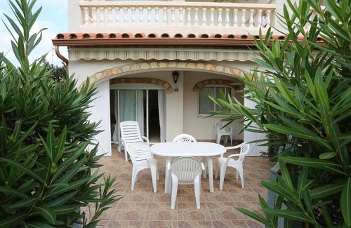 Miami Platja Apartment | Apartment Jalisco de los Monteros by Interhome