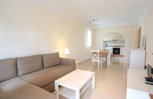Miami Platja Apartment | Apartment Jalisco de los Monteros by Interhome