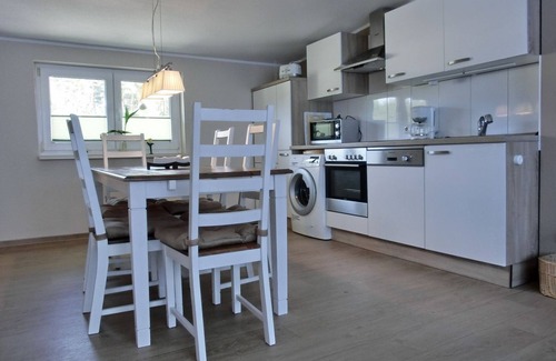 Gelbensande Apartment | Apartment KWE 30 OG - 3-room apartment with 2 bedrooms for 4 pers.WLAN