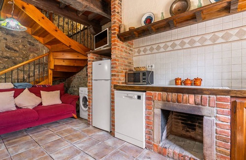 Penamellera Alta House | Apartment 'La Breval' with Mountain View, Private Terrace and Private Garden