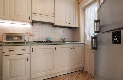 Roncone Apartment | Apartment 'La Casa Di Nonna Elena Piano Primo' with Mountain View, Private Garden and Wi-Fi