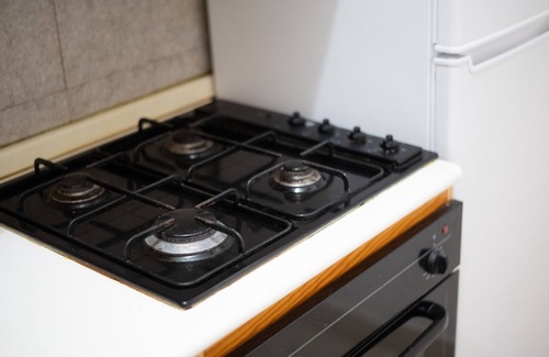 Ansedonia Apartment | Apartment 'La Capannuccia C' with Shared Garden, Wi-Fi and Air Conditioning