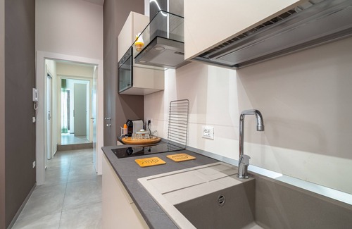 Noto Historic Centre Apartment | Apartment 'La Casetta Del Cuore' with Private Backyard, Wi-Fi and Air Conditioning
