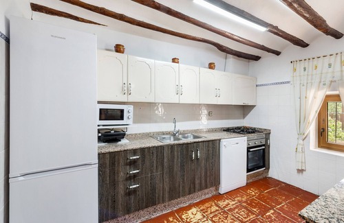 Mazuza House | Apartment 'La Mata I' with Mountain View, Shared Pool and Wi-Fi