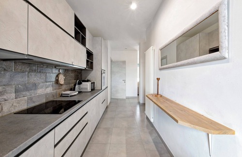 Albate Apartment | Apartment 'La Fontana Dei Merli, Como Lake' with Mountain View