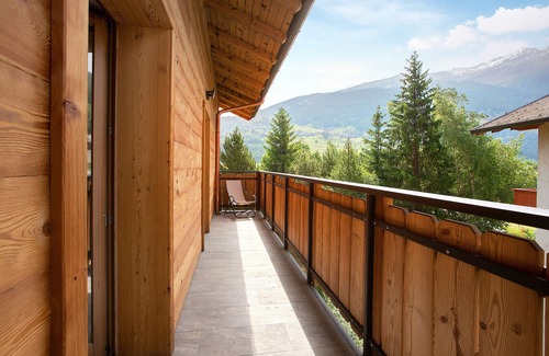 Santa Lucia Apartment | Apartment "La Casa di Armando Praimont" with Mountain View, Garden & Wi-Fi