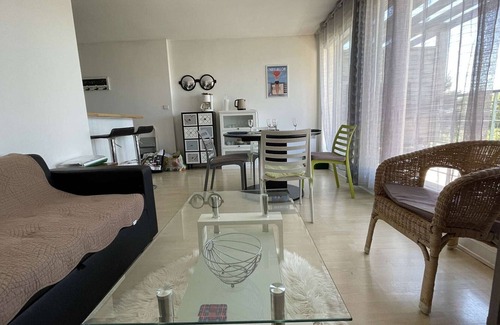 Geste Apartment | Apartment La Rochelle, 2 bedrooms, 4 persons