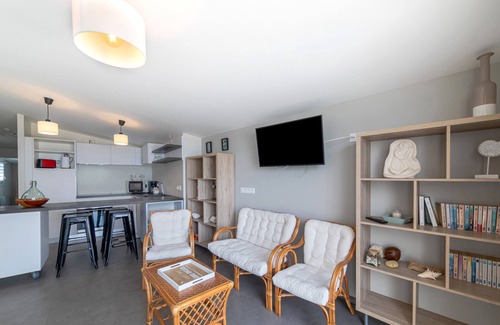 La Tranche-sur-Mer Apartment | Apartment 'Le Rêve 210' with Shared Pool, Wi-Fi and Air Conditioning