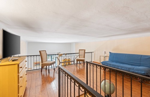 Bosa Historic Centre Apartment | Apartment 'Le Residenze In Piazza' with Balcony, Wi-Fi and Air Conditioning
