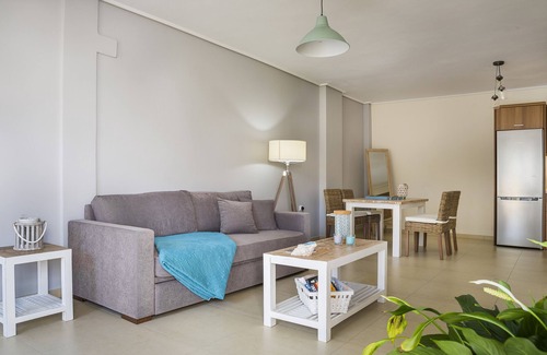 Karavomylos Apartment | Apartment Lilly, brand new apartment with communal pool, 10 meters from sea