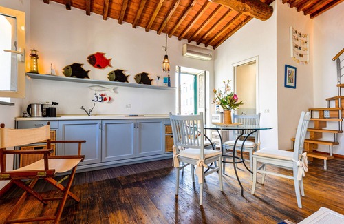 Rio Marina Apartment | Apartment 'Loft Il Mare Rio Marina Front Sea' with Wi-Fi