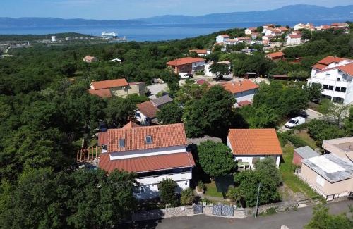Municipality of Omisalj Apartment | Apartment Lokvica