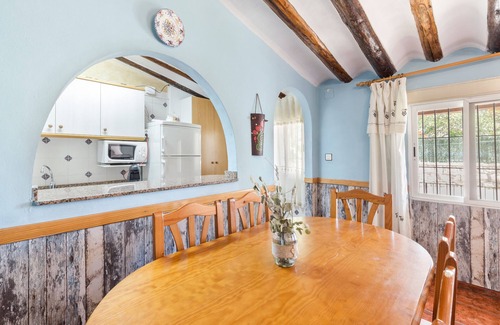 Calar de la Santa House | Apartment 'Los Pozos I' with Mountain View, Shared Pool and Wi-Fi