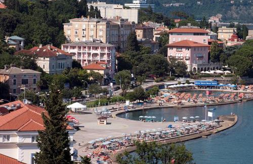 Sarsoni Apartment | Apartment Luka