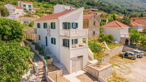 Brist Apartment | Apartment Malena