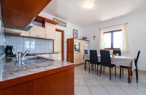Novigrad Condo | APARTMENT MARIJA, NOVIGRAD (DALMACIJA)
