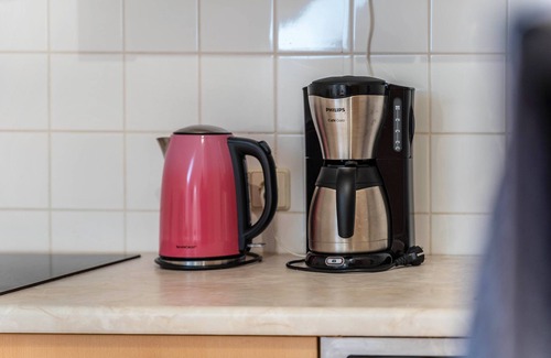 Muritz Apartment | Apartment 'Markgraf 8' with Shared Garden, Balcony and Wi-Fi