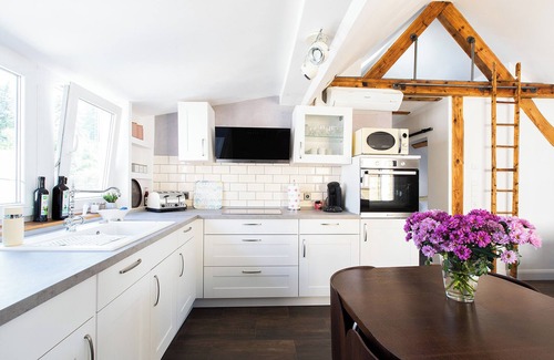 Pfaffendorf Apartment | Apartment MILO: 3 room attic apartment, air-conditioned and close to the city