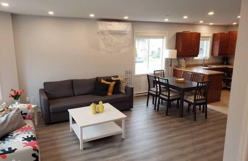 Laval Condo | Apartment Moderne à Laval