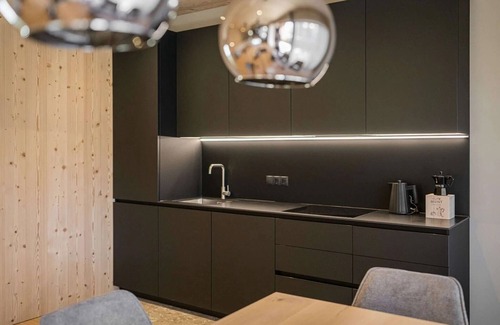 Funes Apartment | Apartment 'Munt Dolomiti' with Lake View, Shared Terrace and Wi-Fi