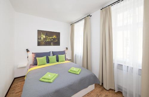 Prague 7 Apartment | Apartment near city centre with parking place