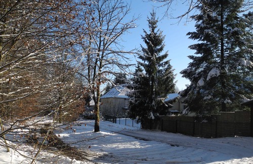 Bad Sachsa Apartment | Apartment near the forest with a large garden with playground and fire pit