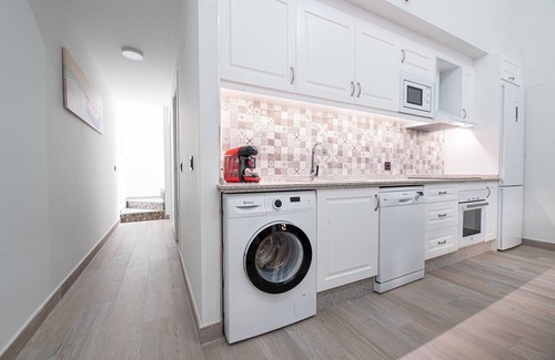 Isla Cristina Apartment | Apartment "Ocean Suites A7" with Terrace and Wi-Fi