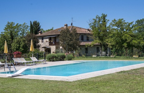 Monteriggioni Apartment | APARTMENT OF CHARME WITH POOL IN CHIANTI-SHIRE-FLORENCE 40 KM-SIENA 20 KM
