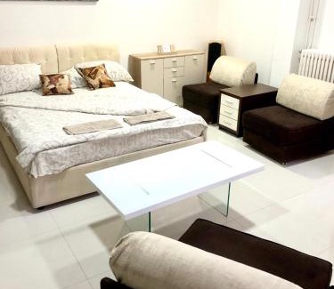 Pancevo Apartment | Apartment on a river avenue