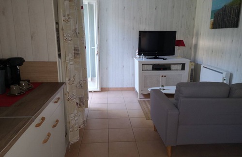 Casseneuil Apartment | Apartment on the Lot