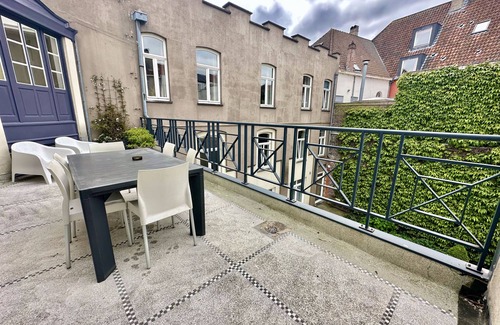 Historical Center Bruges Apartment | Apartment Onze-Lieve-Vrouw (OLV) - 3 bedrooms - 1st floor