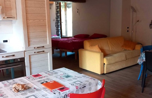 Feltre Apartment | Apartment 'Open Space' with Mountain View and Private Terrace