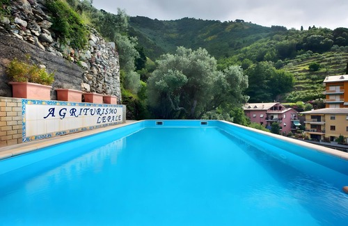 Genoa Apartment | Apartment 'Orchidea' with Sea View, Wi-Fi and Air Conditioning